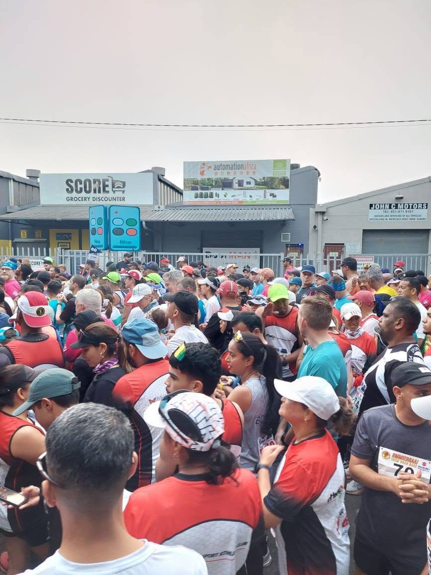 Crowd of runners at the Toy Run start line